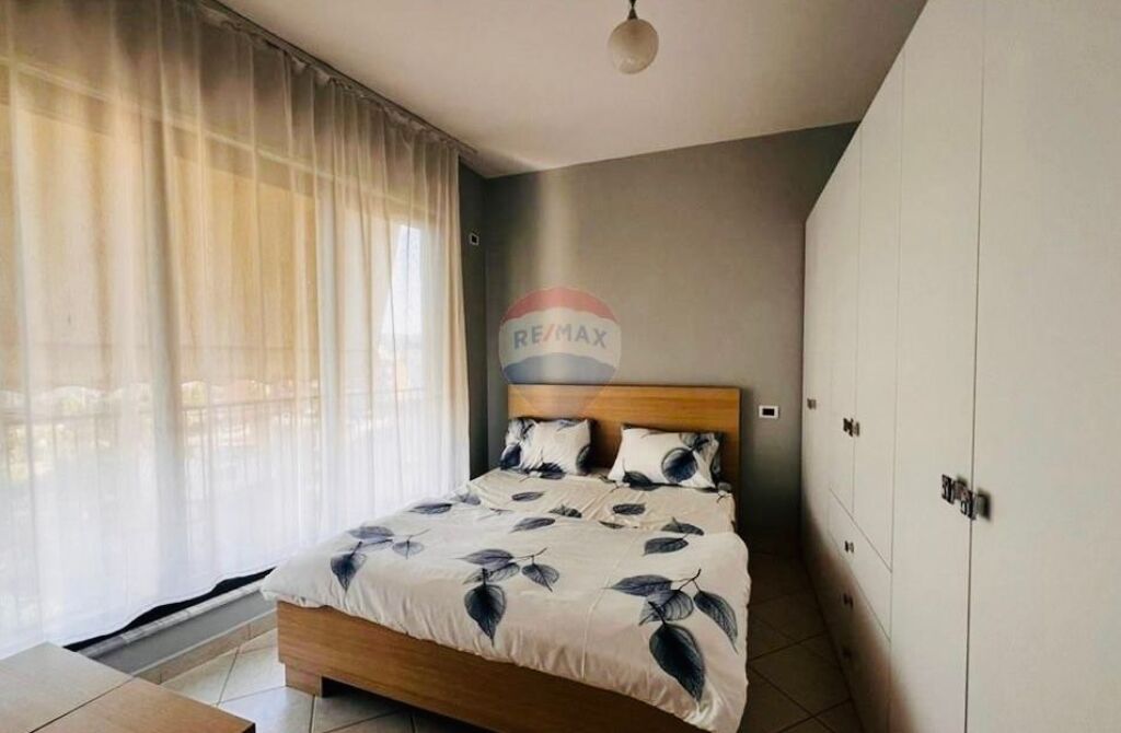 Apartment 2+1 Ish Tregu Elektrik