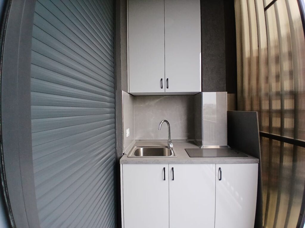 Studio apartment for rent - 5 May Street, Inerti complex 350 thousand lek