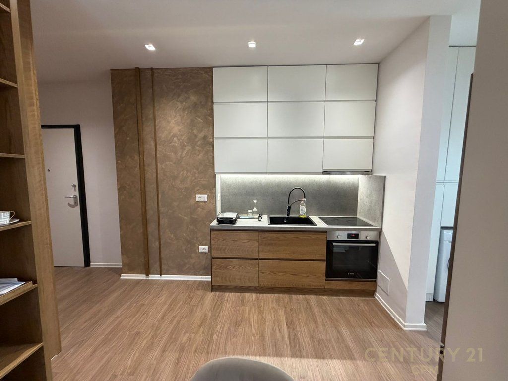 JEPET ME QIRA APARTAMENT 1+1 TEK TIRANA GARDEN BUILDING!