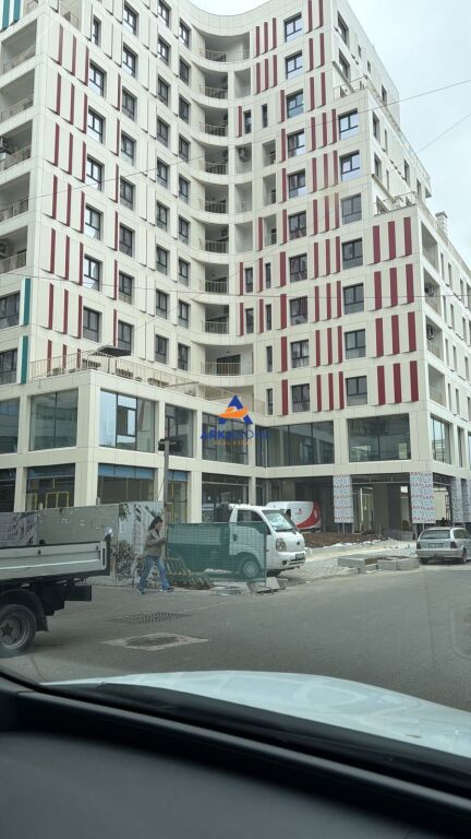 JEPET APARTAMENT ME QERA PER ZYRA 73M2 "KOMPLEKSI ULTRA, PËRBALLË RING CENTER" 600 EURO