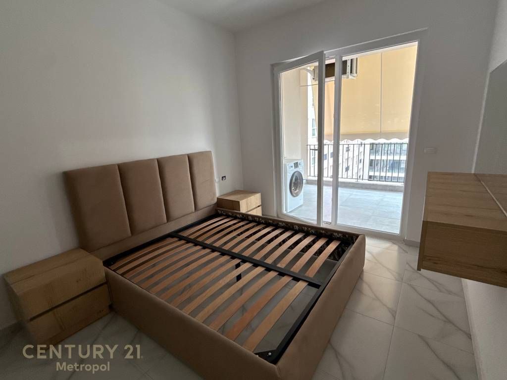 JEPET ME QIRA APARTAMENT 1+1, AURA RESIDENCE, LAPRAKË!