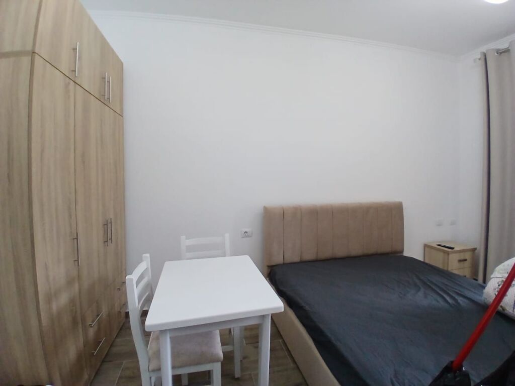 Studio apartment for rent - 5 May Street, Inerti complex 350 thousand lek