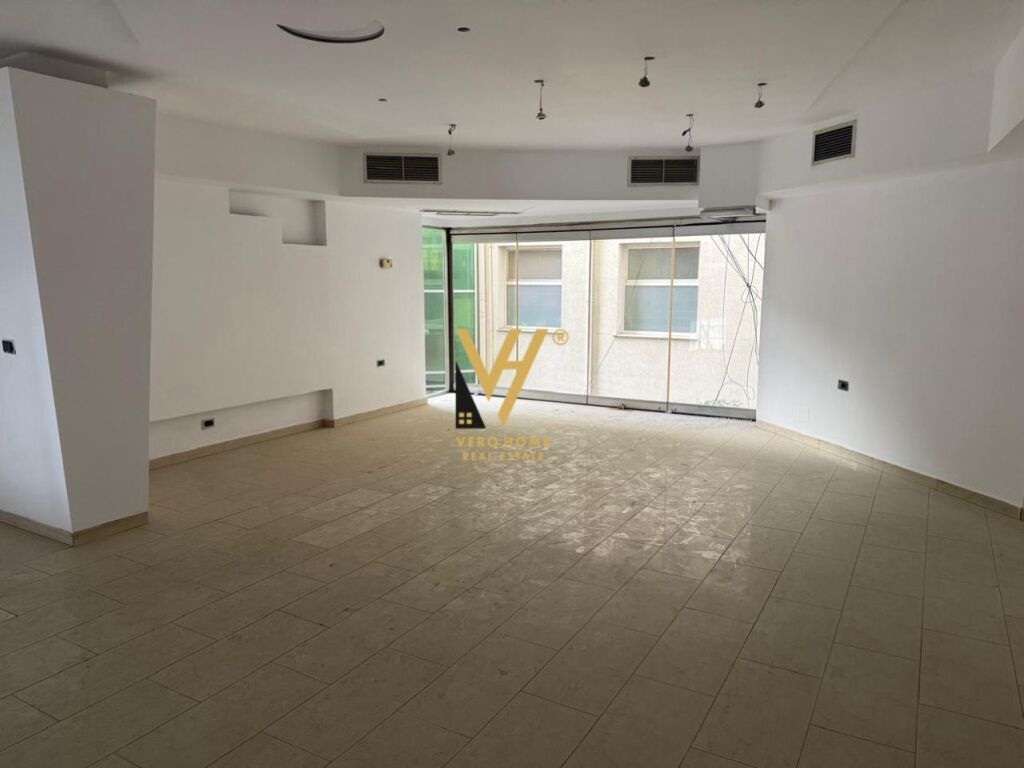 SHOP FOR SALE 99.3 M2 MIHAL GRAMENO STREET 500,000 EURO