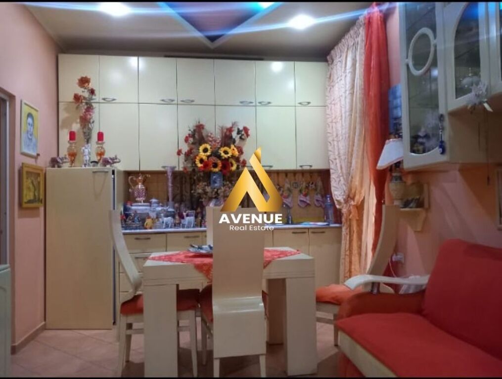 JEPET ME QERA – APARTAMENT 1+1, BLLOK, TIRANË