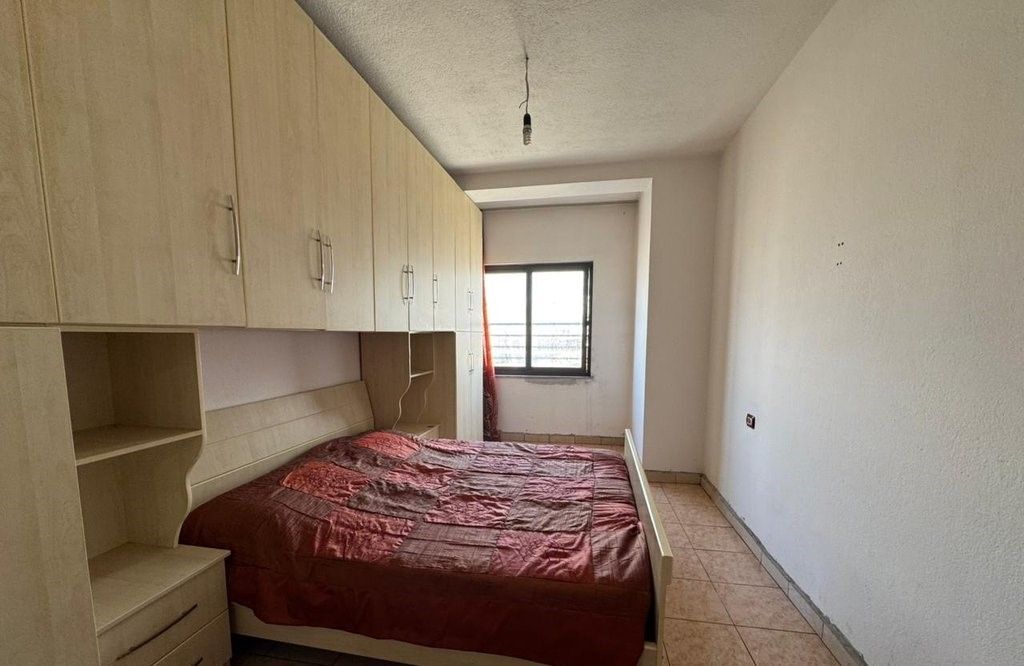 2+1 apartment for sale in Don Bosko, near Jordan Misja street!
