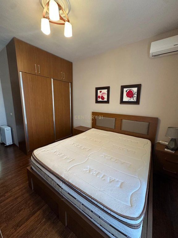 epet me qera apartament 1+1 në zonën e Freskut,