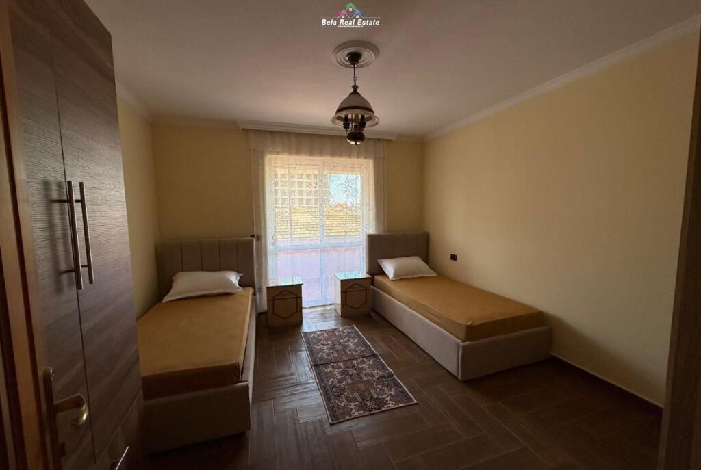 Apartament Me Qera 3+1 Ne Xhamllik (ID B23155) Tirane