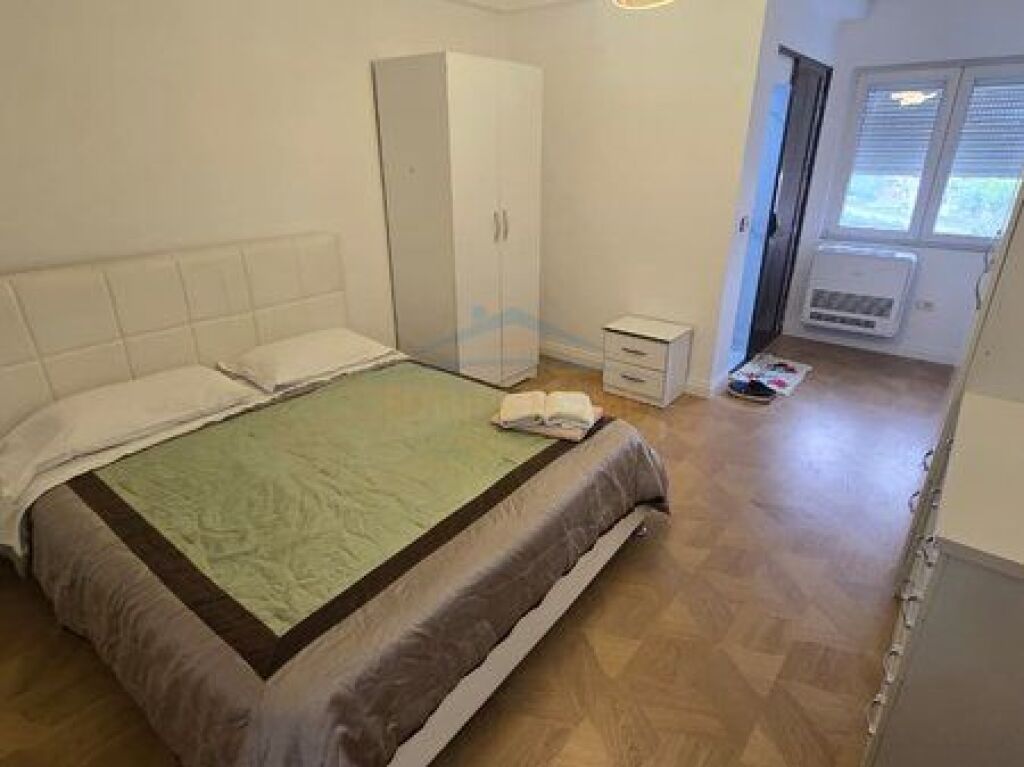 Shiten , 2 Apartamente , Tirana e Re , Tirane
