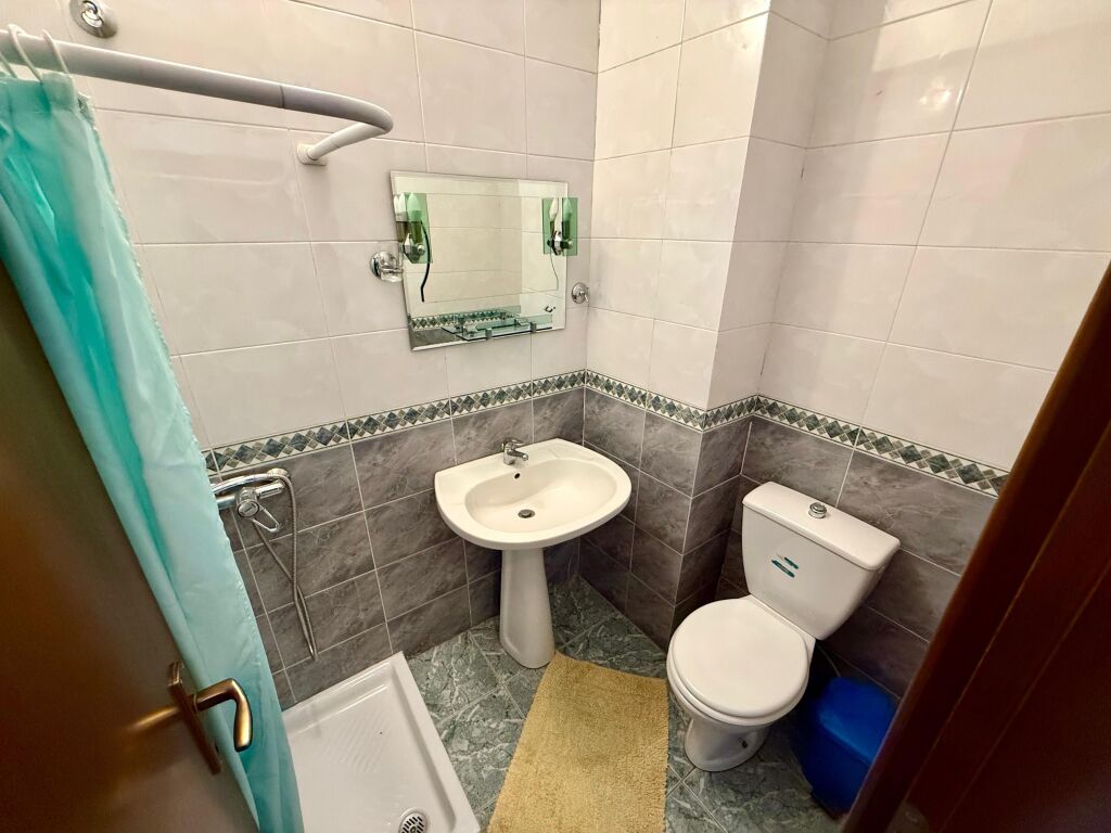 AFFITTO Appartamento 2+1+2 Con Balcone 📍 Ish Blloku, Tirana ✨