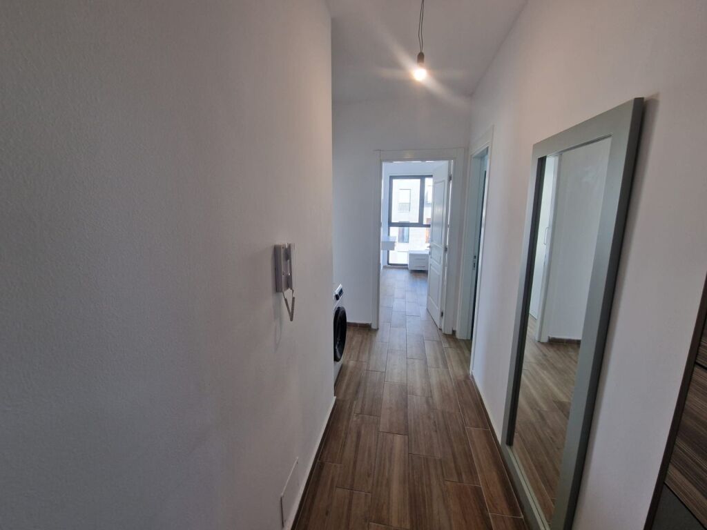Apartamwnt 1+1 per qera Kompleksi Asl !