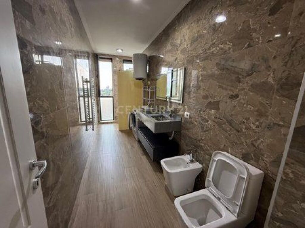 VENDESI APPARTAMENTO 2+1+2 PRESSO OASIS LAKE