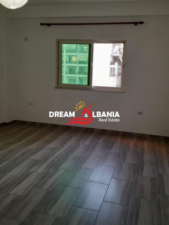 Apartament 1+1 me qera në Rrugën Shkelqim Fusha pranë Kodres së Diellit (ID 42111560)