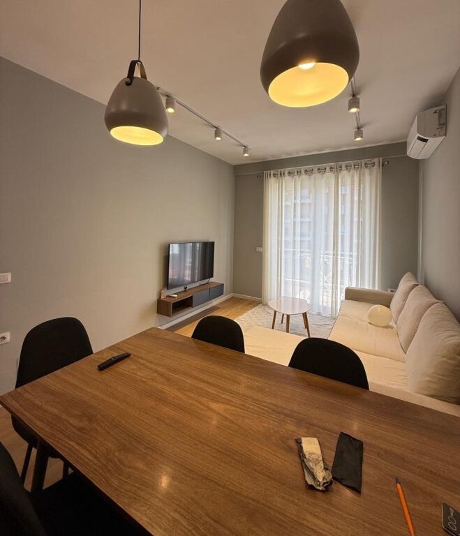 💥 EKSKLUZIVE 💥 🏡 Apartament 1+1 + Post Parkimi me Qira – Sima Com