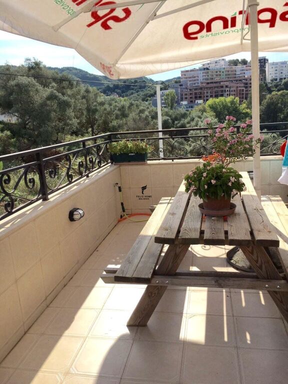 APARTAMENT ME QERA 1+1 KOPSHTI ZOOLOGJIK 55.000 LEKE FH-71806