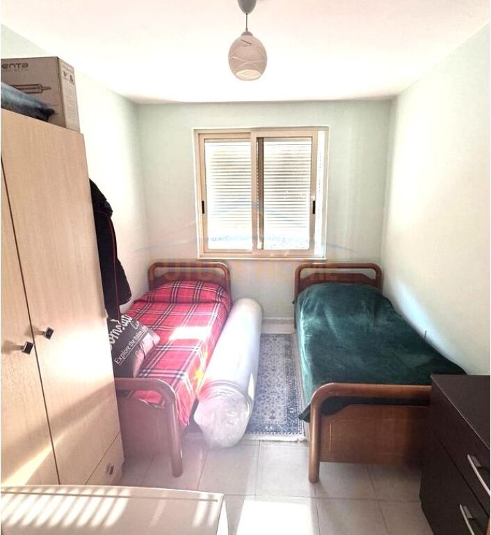Shitet, Apartament 2+1, Bllok, Tiranë