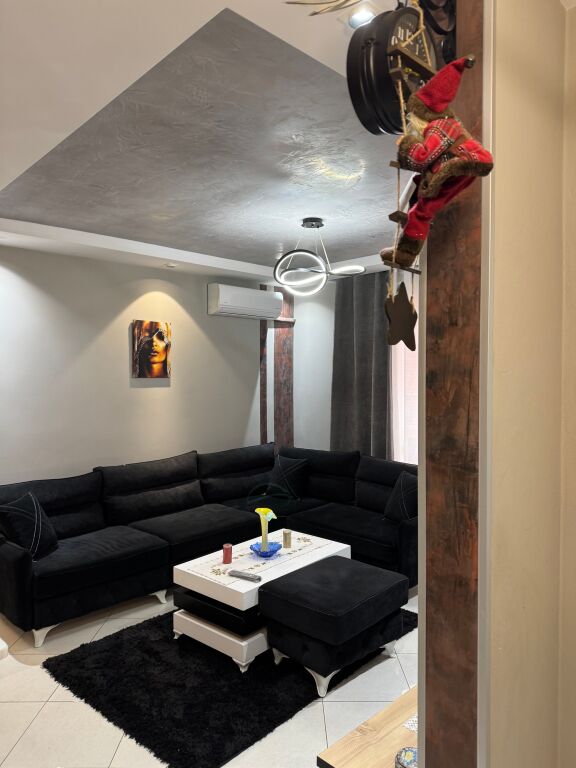 Apartament me qëra