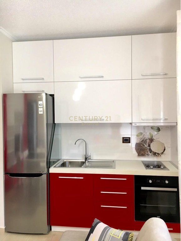 Appartamento 1+1 in Affitto in Via Eduart Mano, Lago Secco