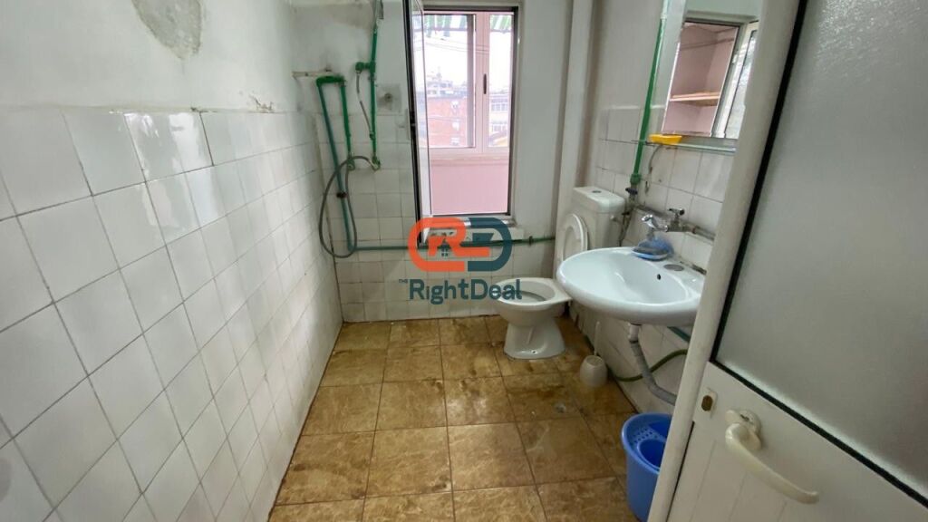 At School 1-May Apartment 2+1 For Sale With Regular Layout!!