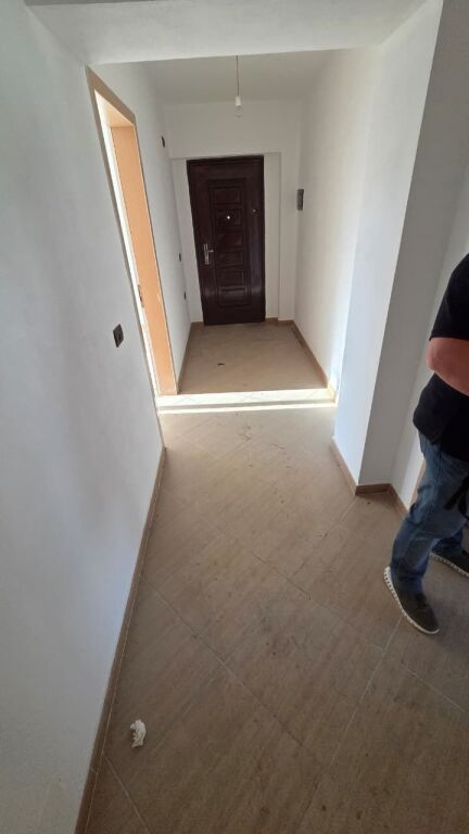 Rent, Apartment 1+1, American Hospital, Durres