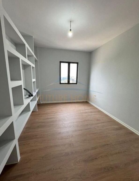 For sale, Apartment 2+1+2, "Shefqet Kuka" Street, Fresk