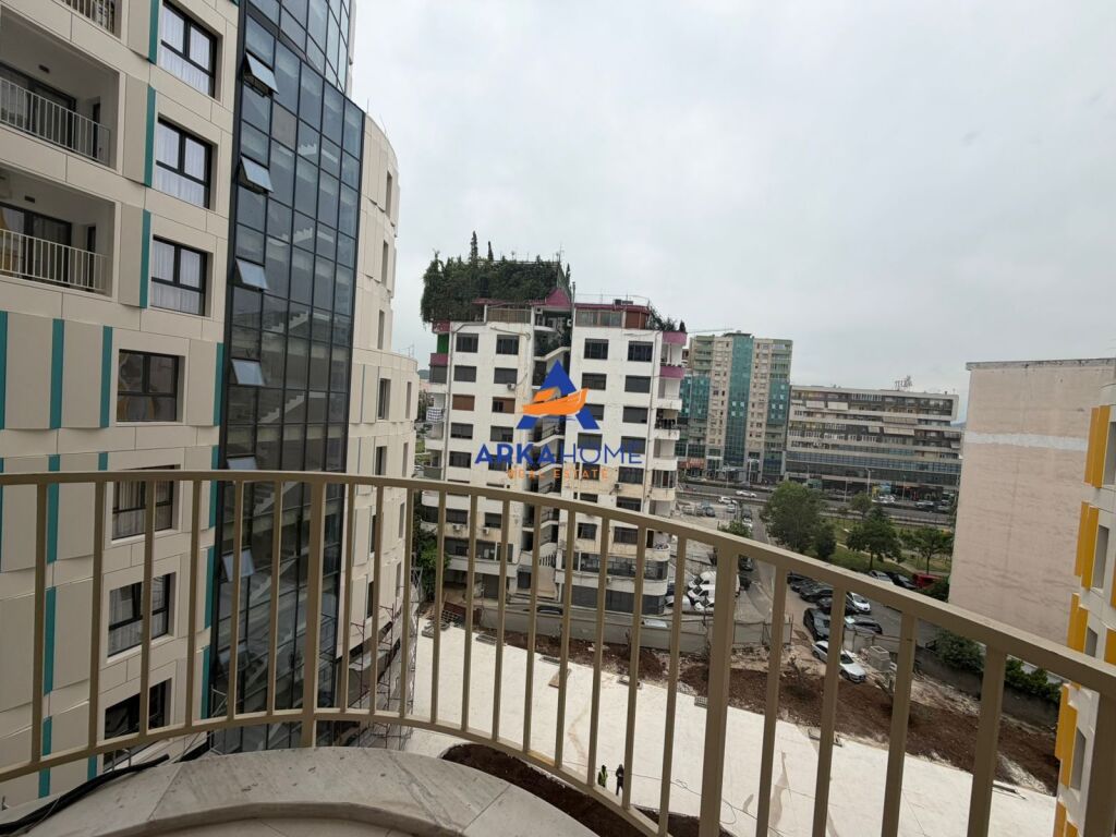 JEPET APARTAMENT ME QERA PER ZYRA 73M2 "KOMPLEKSI ULTRA, PËRBALLË RING CENTER" 600 EURO