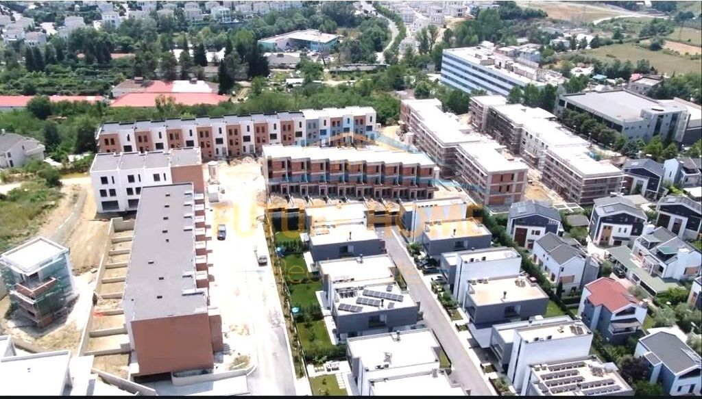 Shitet, Duplex 3+1+2, Piccadilly Rezidence, TEG, Tiranë.