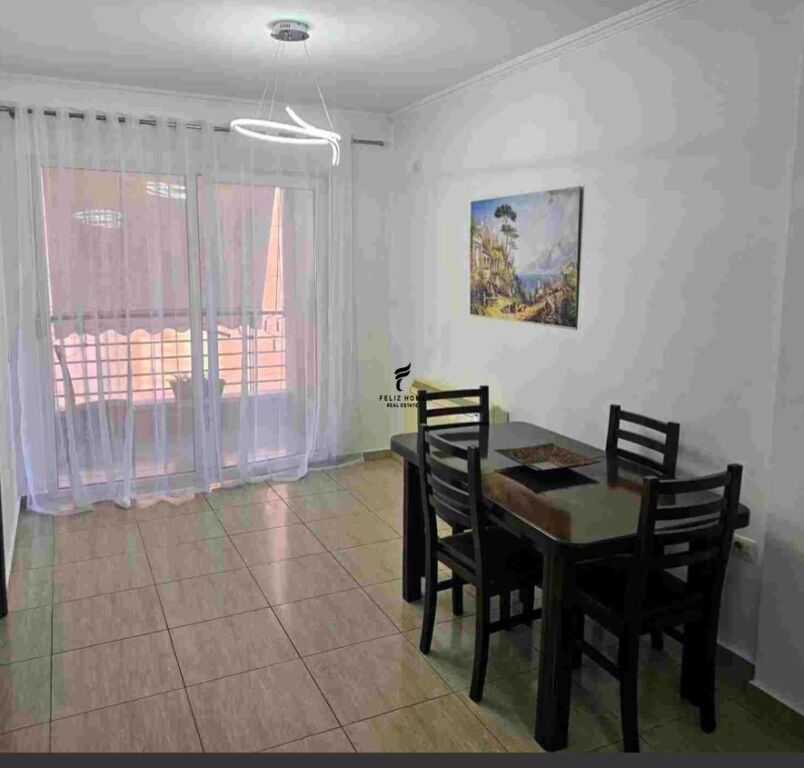 APARTAMENT ME QERA 1+1 AMBASADA AMERIKANE 50.000 LEKE FH-71843