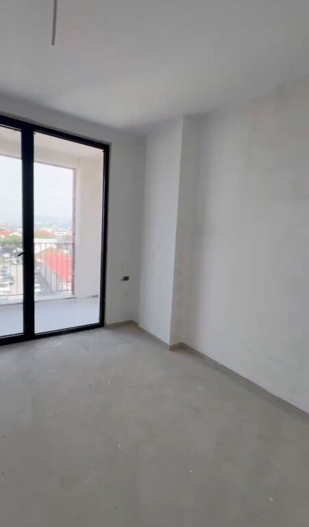 Shitet,Apartament 1+1,Siri Kodra, Tirane