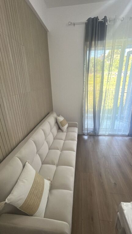 Apartament me qera 1+1