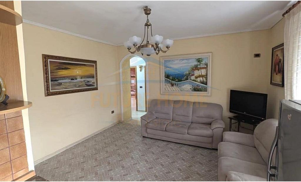 In vendita, Appartamento 2+1, Via Muhamet Gjollesha, Tirana