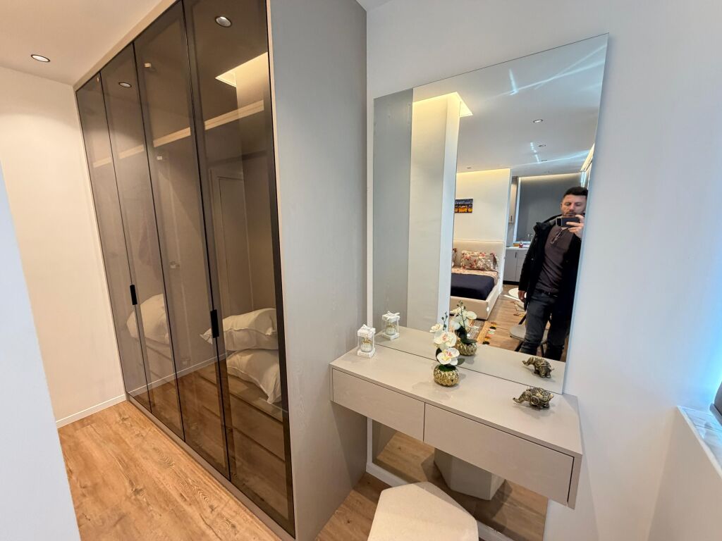 🏠Shiten 2 studio te Selvia 📍rruga Siri Kodra , pallat i ri✨