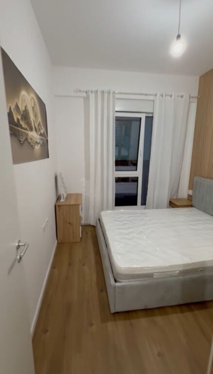 Apartament me qera 1+1