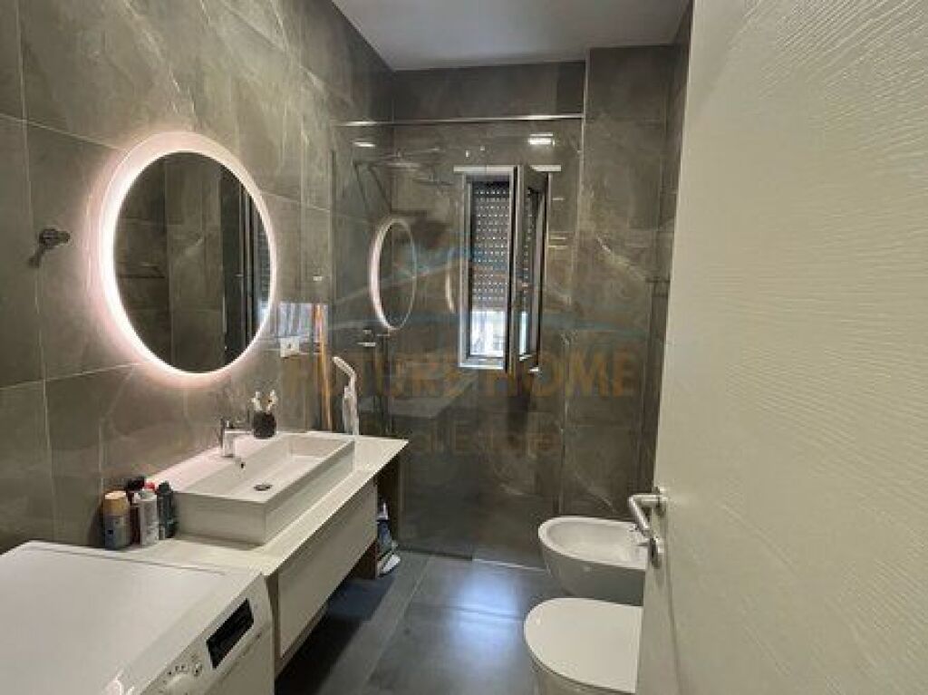 Qera, Apartament 1+1, Foleja e Gjelbër, Zogu i Zi, Tiranë.