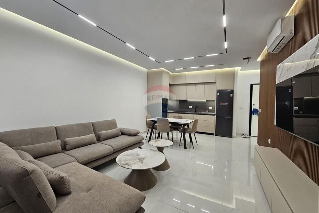 Apartament 1+1+post parkimi per qira tek Zogu i Zi