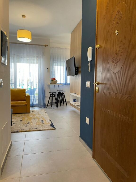 Apartment 1+1 for sale in Lalezi Bay