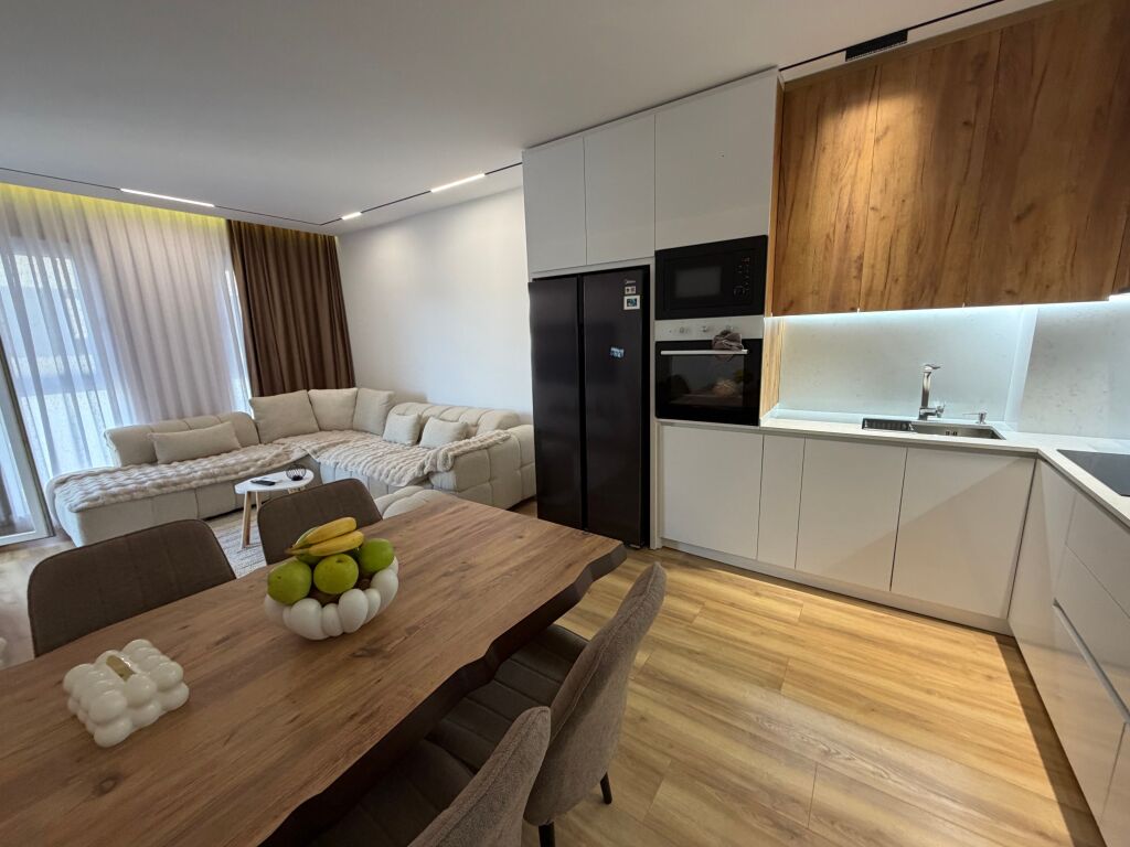 Furnished 2+1 apartment for sale 🏡  📍 Location: Univers City area • Area: 96.54 m² • Layout: 2 bedrooms + living room + kitchen + bathroom • Condition: furnished, ready to move in  The apartment offers spacious areas and functional layout, ideal for family or investment.  💰 Price: 145,000 €  📩 For more information or for a visit, contact privately.