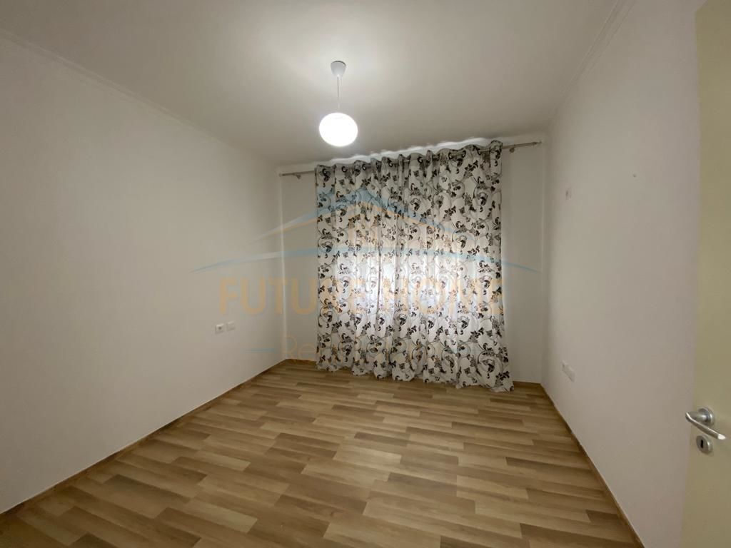 Shitet, Apartament 2+1, Ish Urt, Durrës