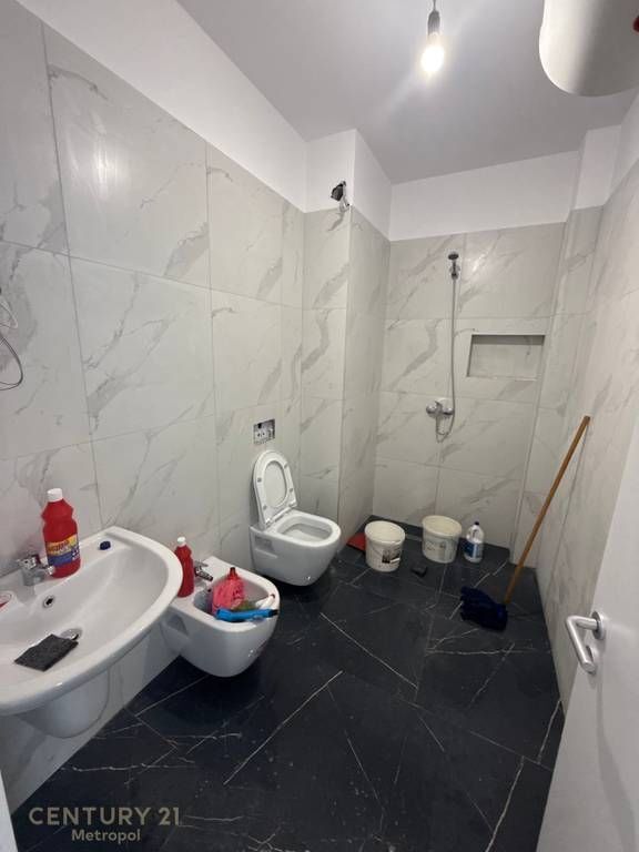 JEPET ME QIRA APARTAMENT 1+1, AURA RESIDENCE, LAPRAKË!