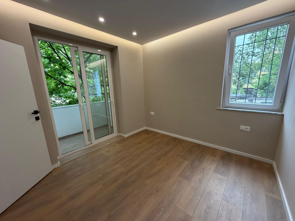 🔔Locale commerciale in affitto , 📍Mine Peza, Tirane