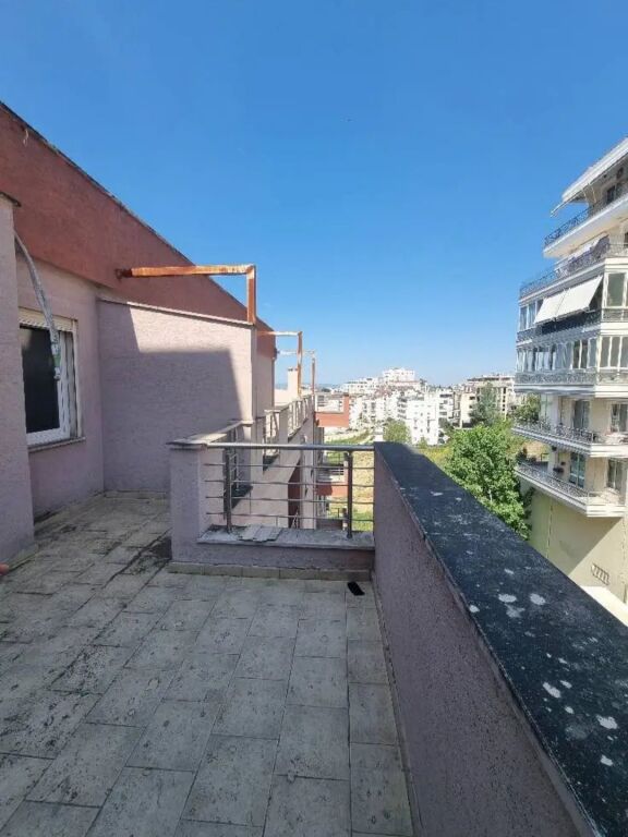 FOR SALE 2+1 TE FRESKU - TIRANE