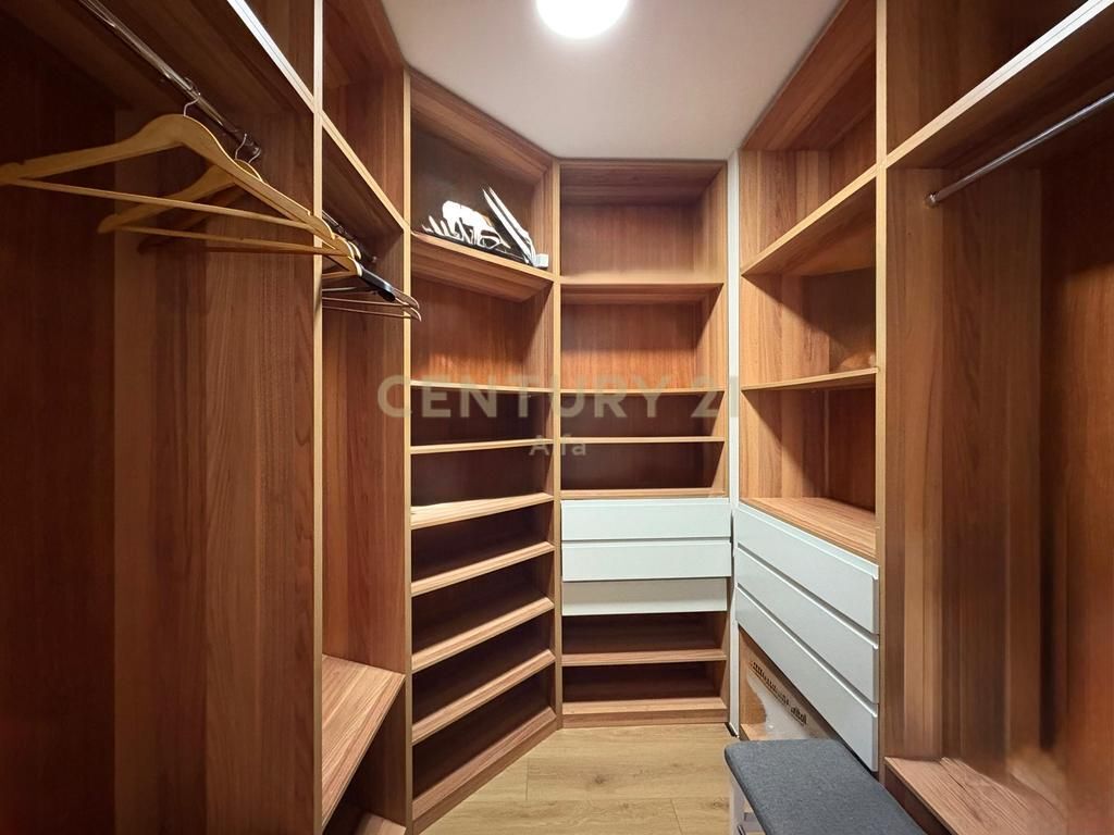 Apartment 2+1+2 for rent at Shallvaret! 1,200 € /Month Total Area 110m2