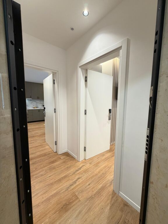 🏠Shiten 2 studio te Selvia 📍rruga Siri Kodra , pallat i ri✨