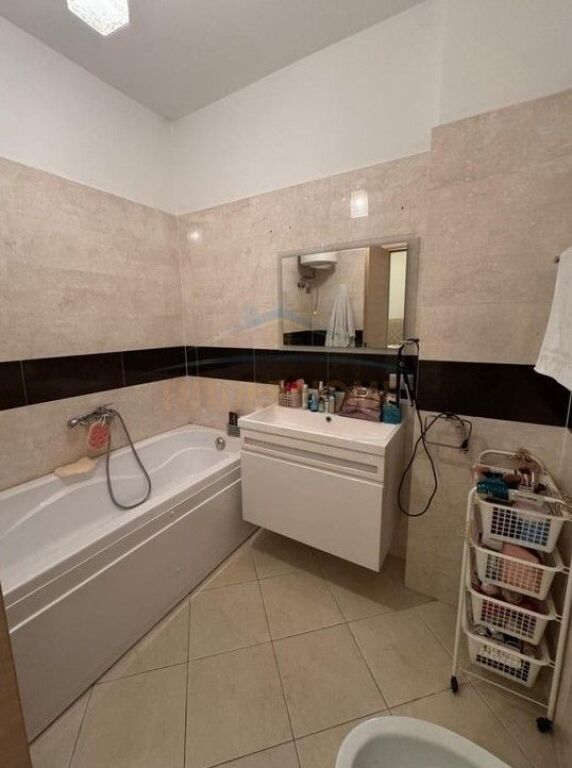 For sale, Apartment 2+1+2, Tower Bridge Complex, Dibra Street.