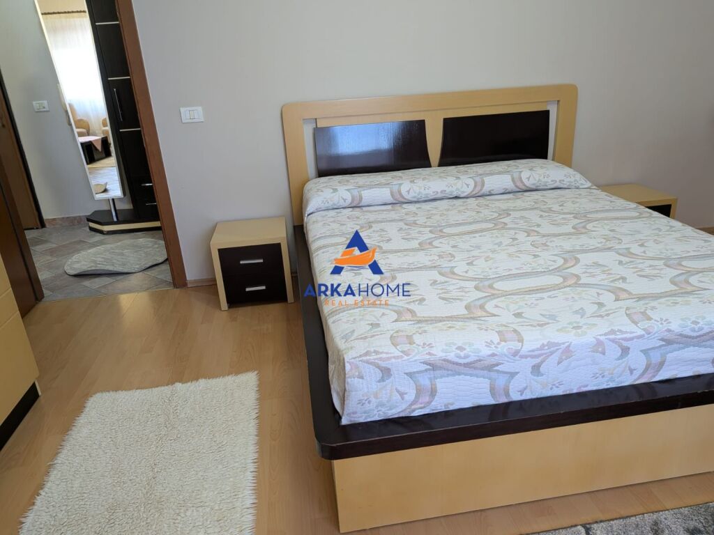 JEPET APARTAMENT ME QERA 1+1+BALLKON "SHKOLLA E BALETIT" 60.000 LEKE – pohled 4