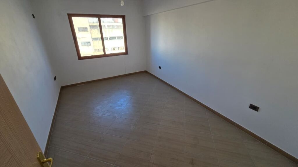 Rent, Apartment 1+1, American Hospital, Durres