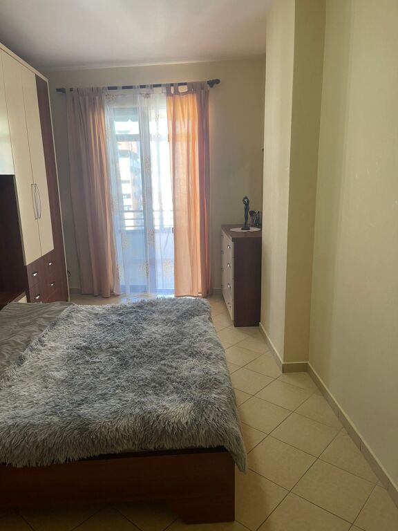 Apartment 2+1+2 ne shitje ne Astir, prane rrethrrotullimit te astirit
