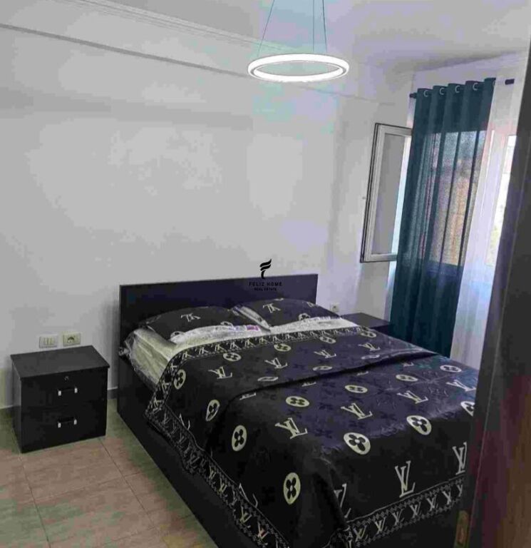 APARTAMENT ME QERA 1+1 AMBASADA AMERIKANE 50.000 LEKE FH-71843