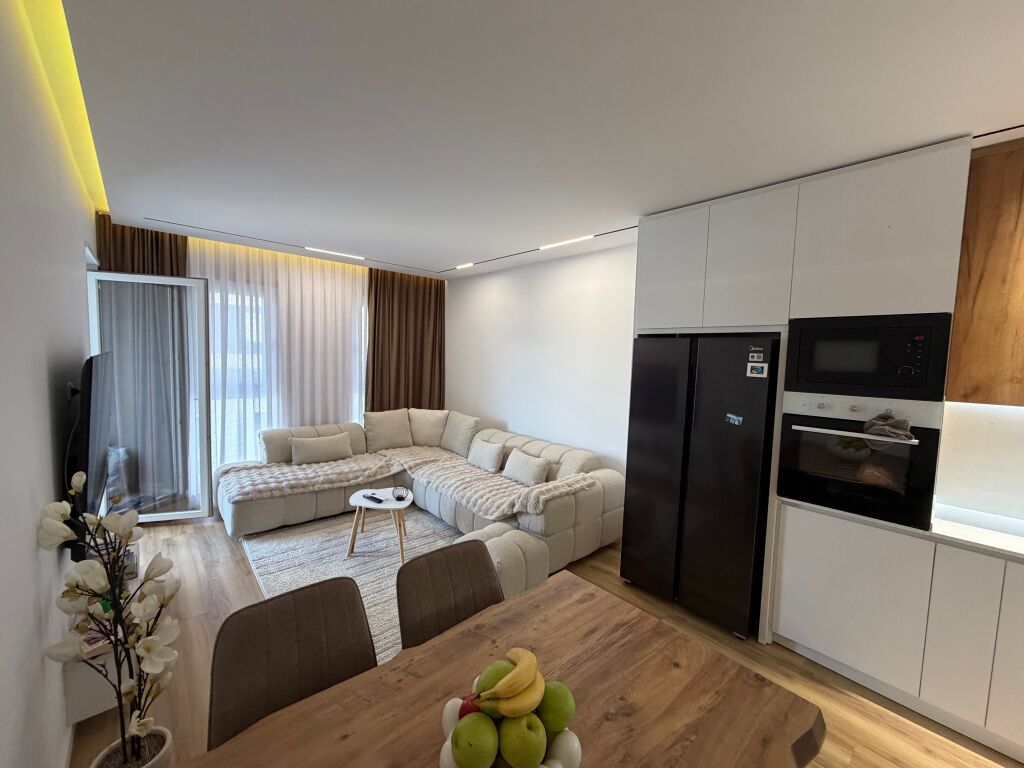 Furnished 2+1 apartment for sale 🏡  📍 Location: Univers City area • Area: 96.54 m² • Layout: 2 bedrooms + living room + kitchen + bathroom • Condition: furnished, ready to move in  The apartment offers spacious areas and functional layout, ideal for family or investment.  💰 Price: 145,000 €  📩 For more information or for a visit, contact privately.