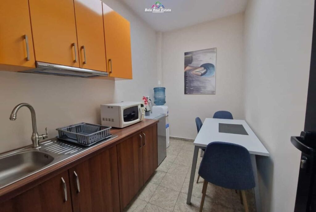 Zyre Me Qera Ne Bllok (ID BZ2351) Tirane.