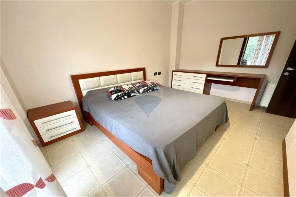 Apartament 1+1 i mobiluar tek Kopeshti Zoologjik!